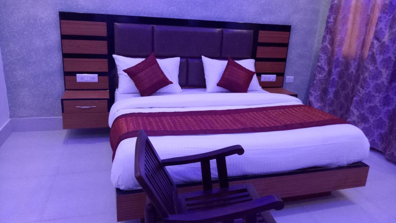 Capital O 13310 Noida Suites エクステリア 写真