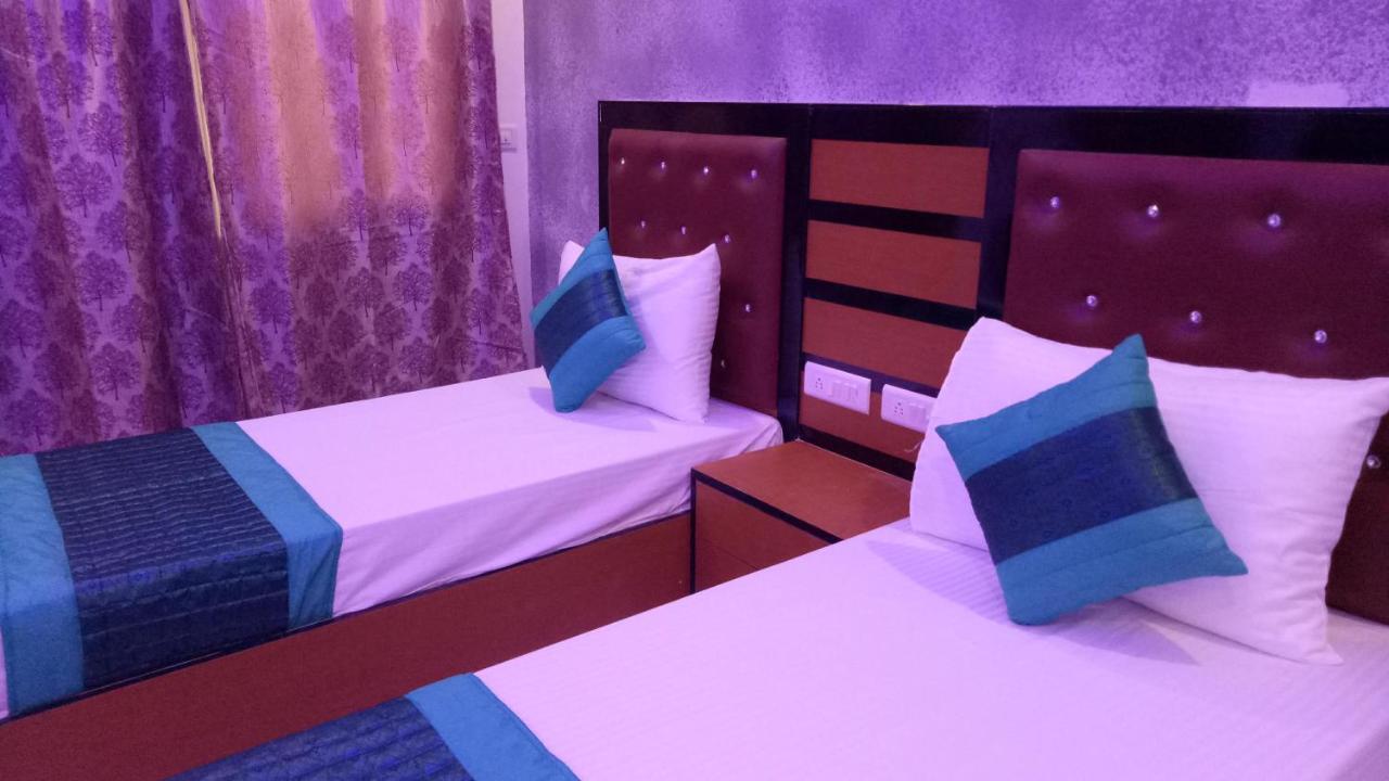 Capital O 13310 Noida Suites エクステリア 写真